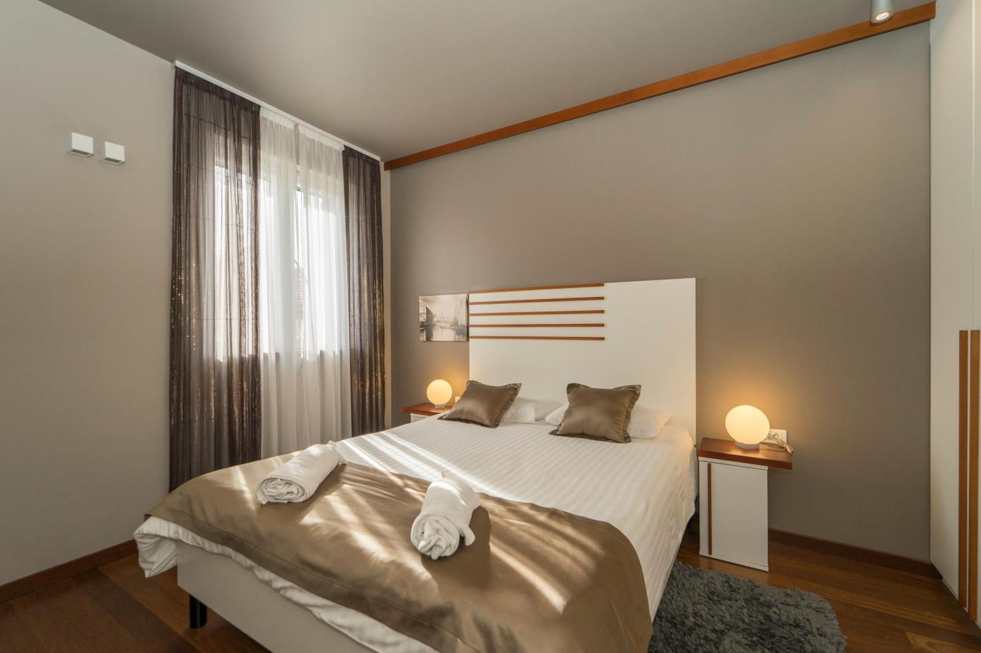 Luxury Rooms And Apartment Silente Bacvice Split Zewnętrze zdjęcie