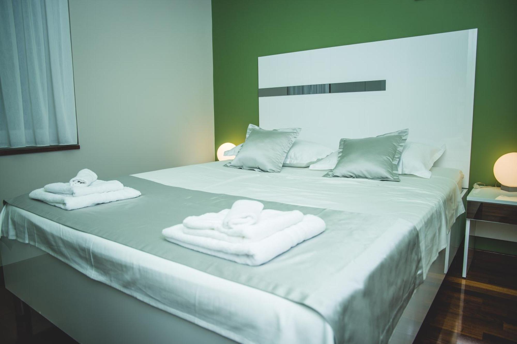 Luxury Rooms And Apartment Silente Bacvice Split Zewnętrze zdjęcie