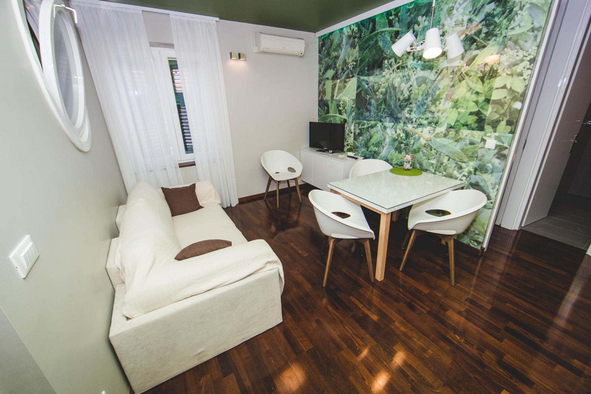 Luxury Rooms And Apartment Silente Bacvice Split Zewnętrze zdjęcie