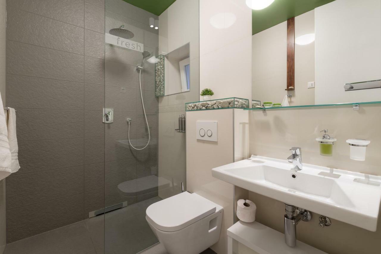 Luxury Rooms And Apartment Silente Bacvice Split Zewnętrze zdjęcie